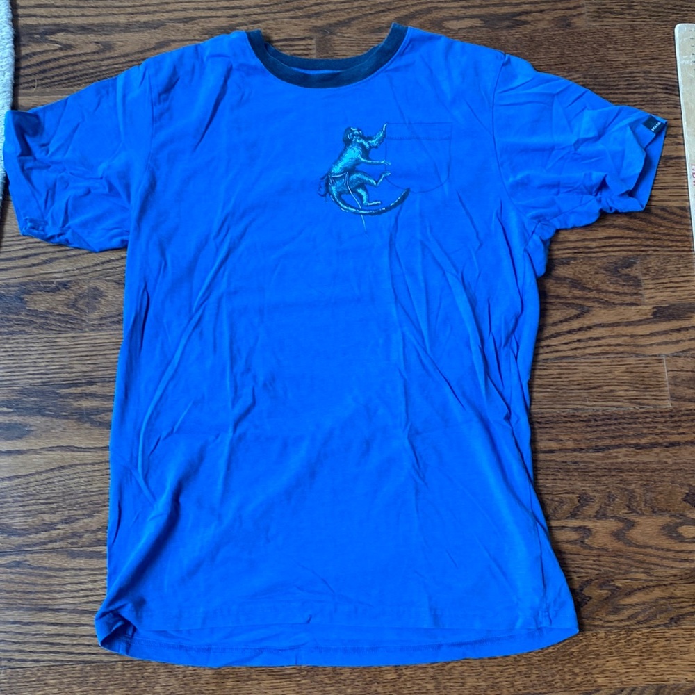 Prana Mens Pocket Monkey super soft tee size M blue.  Silly soft!